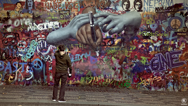 Βλέπει κανείς το αυτοκίνητο;